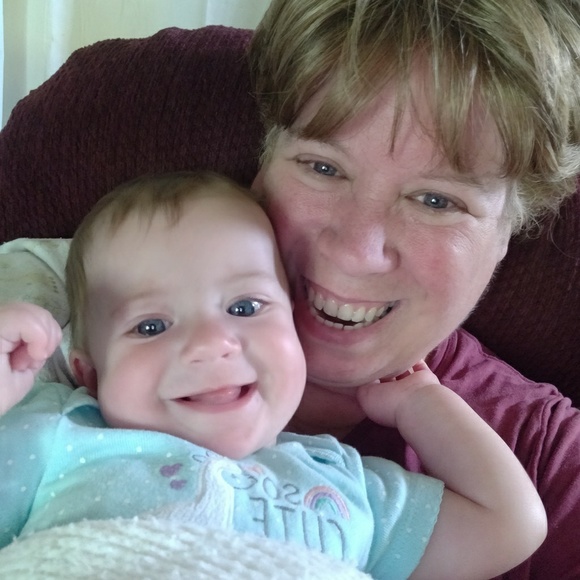 Meet your Posher, Karen - Picture 1 of 1